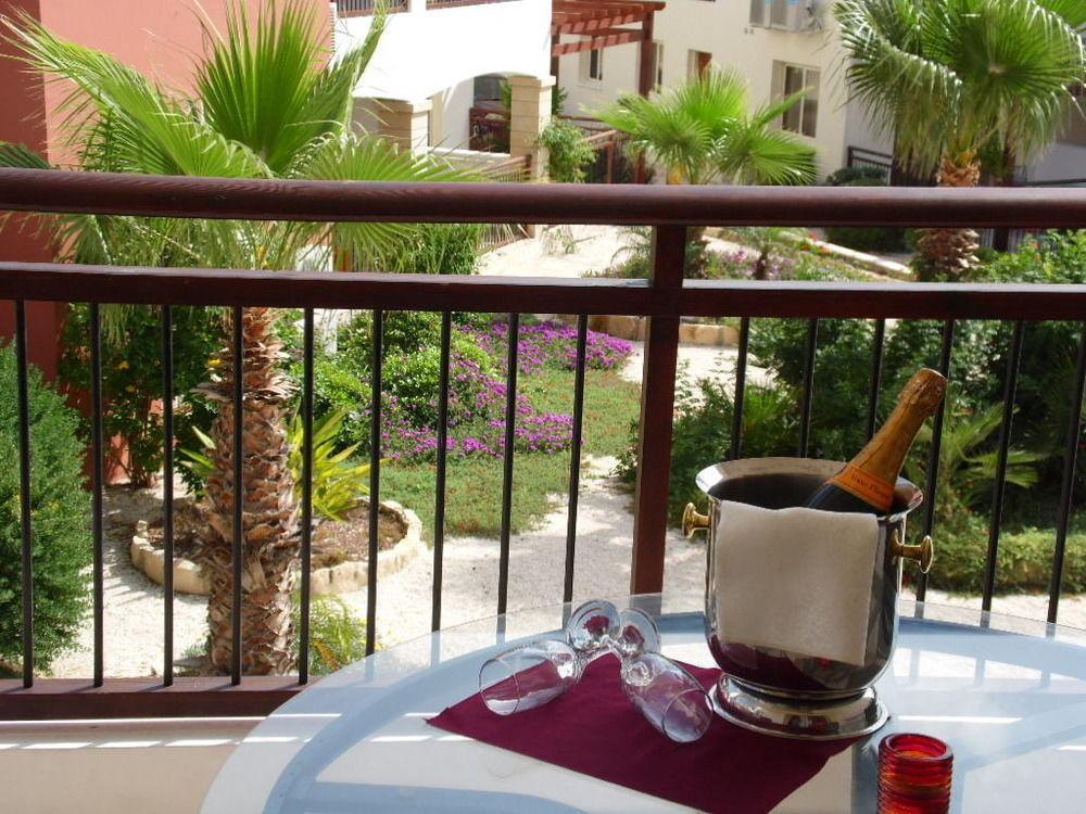 Adriana Holiday Resort Πάφος Εξωτερικό φωτογραφία