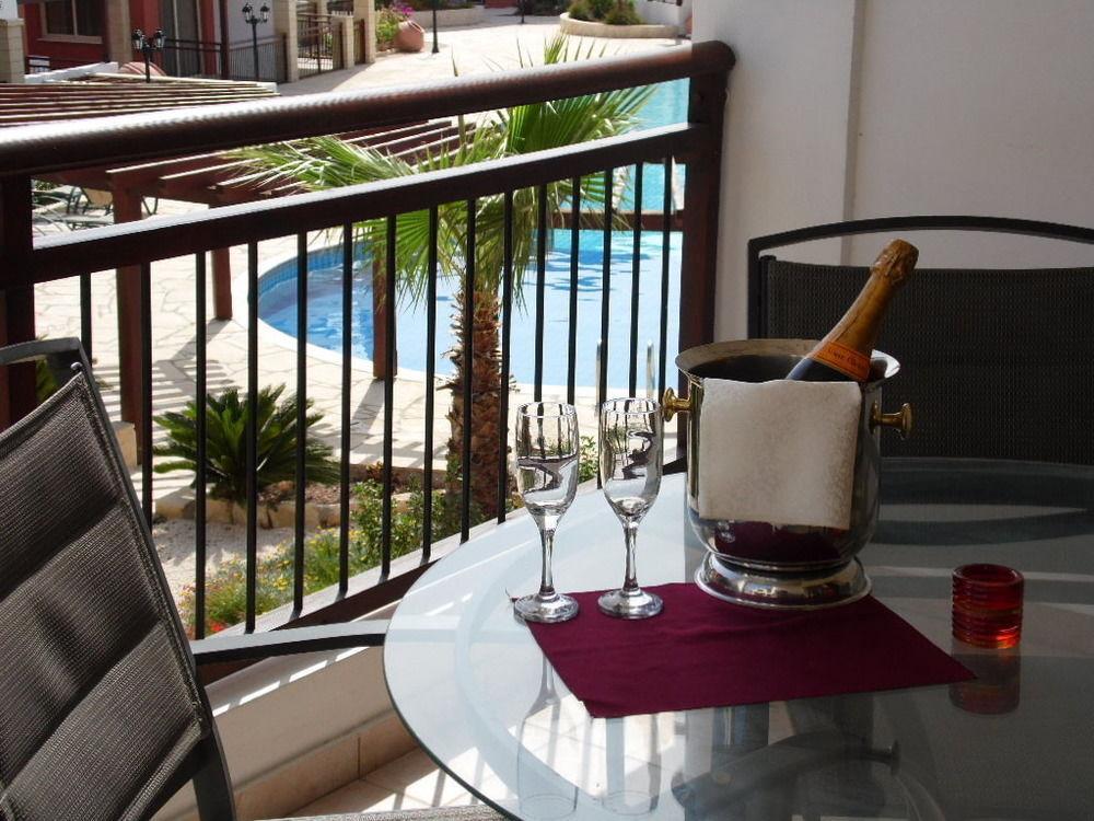 Adriana Holiday Resort Πάφος Εξωτερικό φωτογραφία